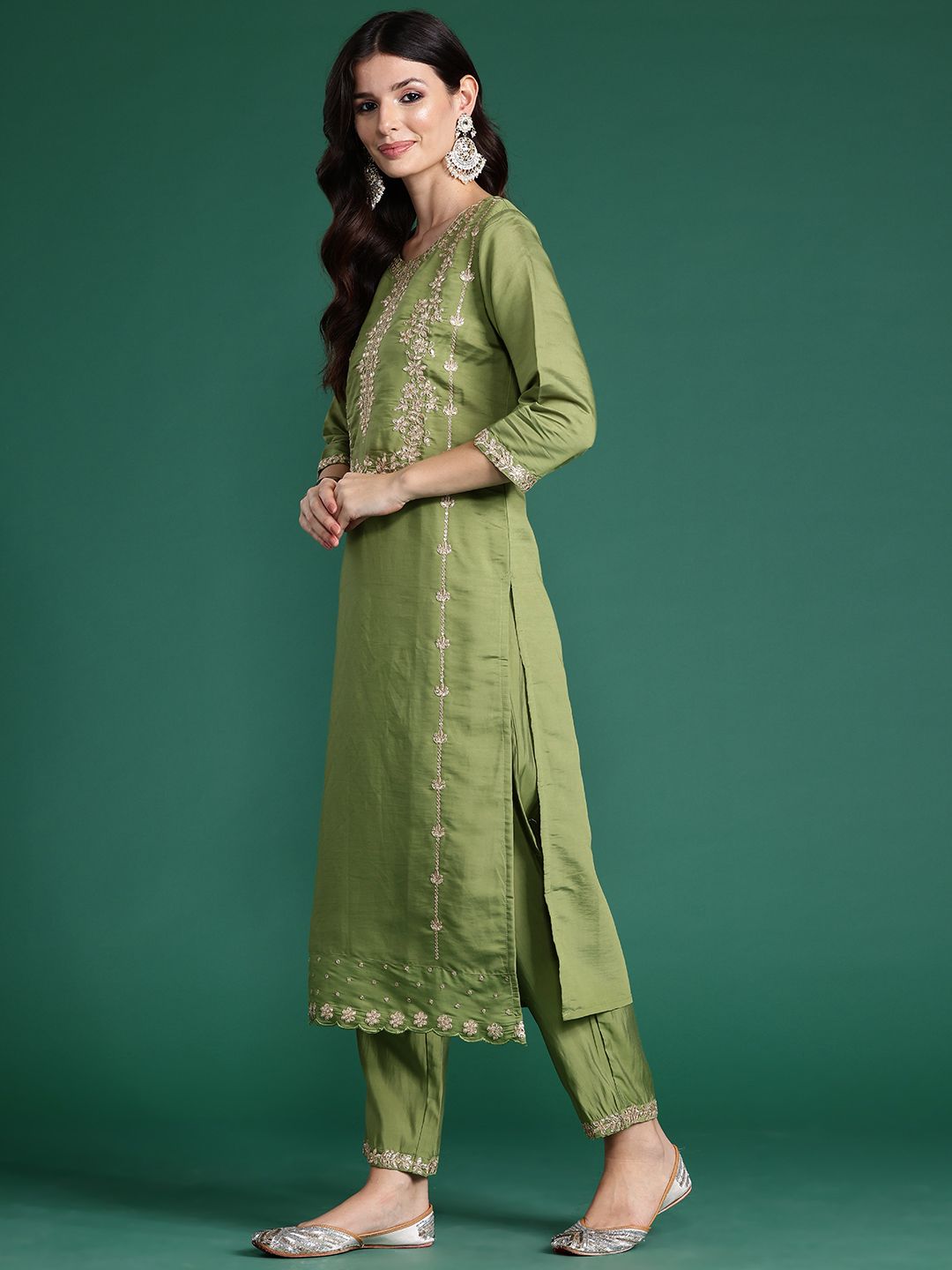 Ethnic Motifs Embroidered Gotta Patti Kurta With Trousers & Dupatta
