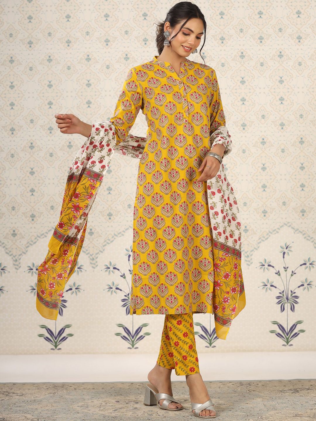 Dhiyona OD  Mandarin Collar Floral Printed Regular Pure Cotton Kurta Set