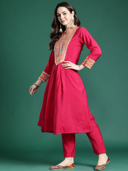 Ethnic Motifs Embroidered Kurta with Trousers