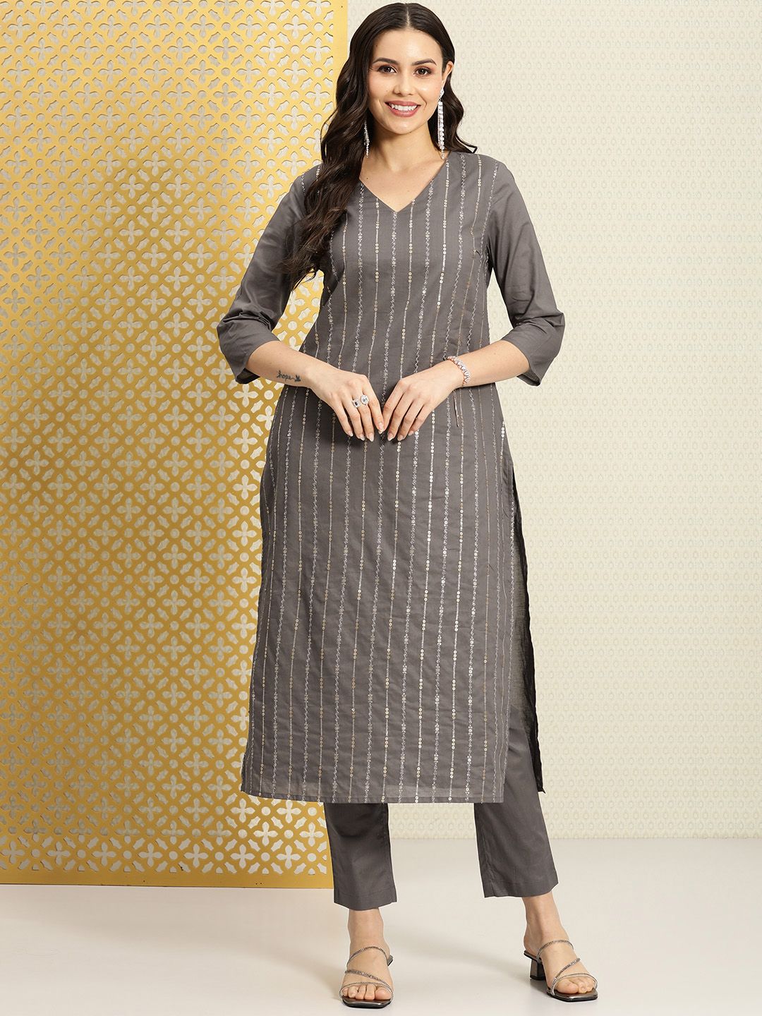 Dhiyona PD Women Women Striped Sequinned Pure Cotton Kurta with Trousers Set