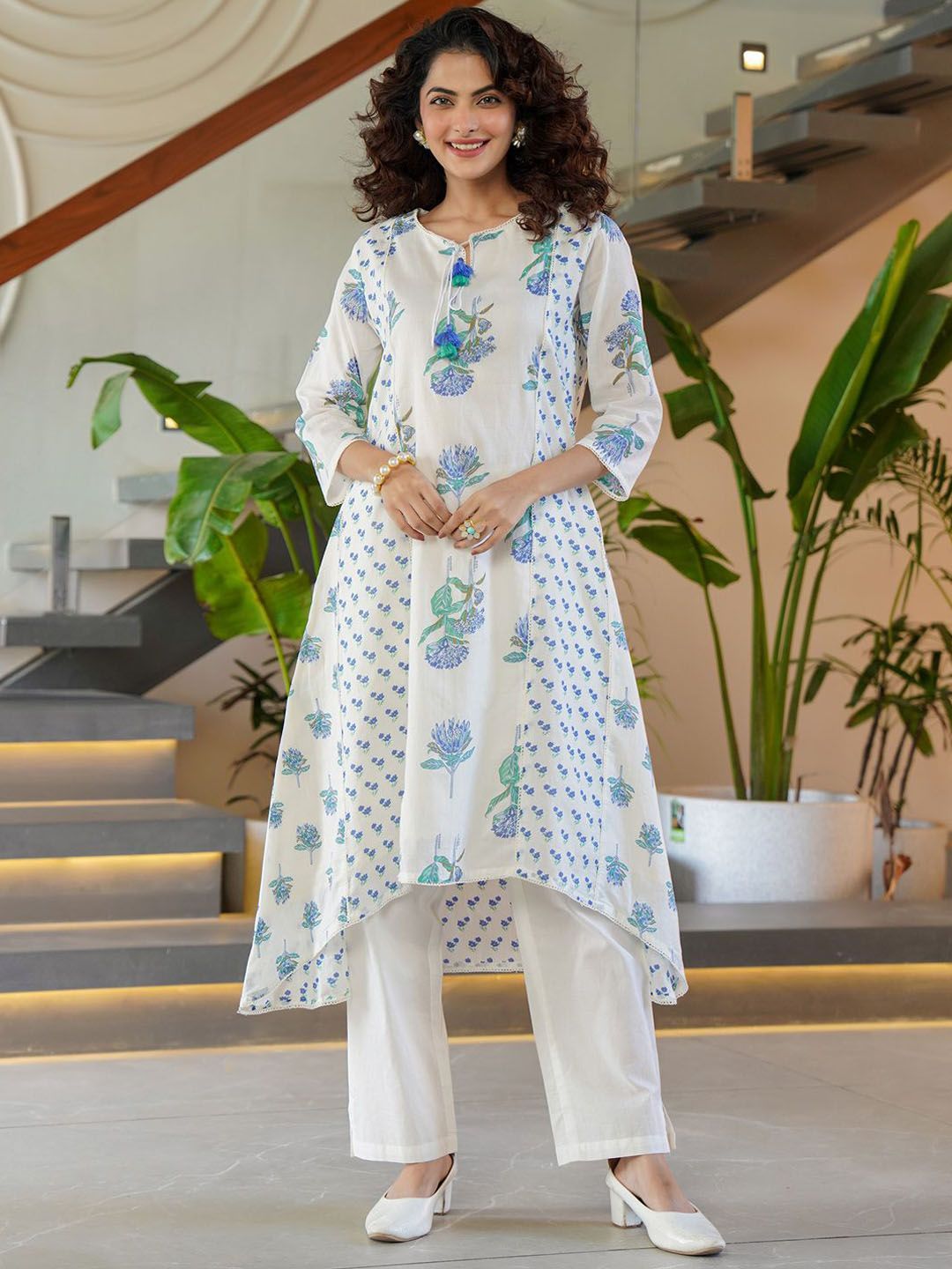 Dhiyona IE Floral Printed Tie-Up Neck Panelled A-Line Pure Cotton Kurta With Trousers