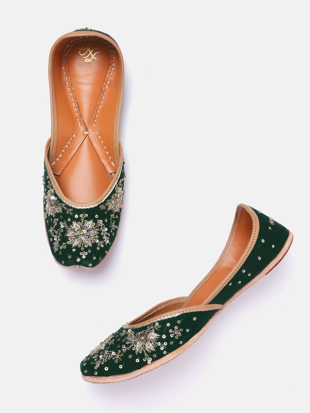 Dhiyona HOP Women Embellished Leather Mojaris
