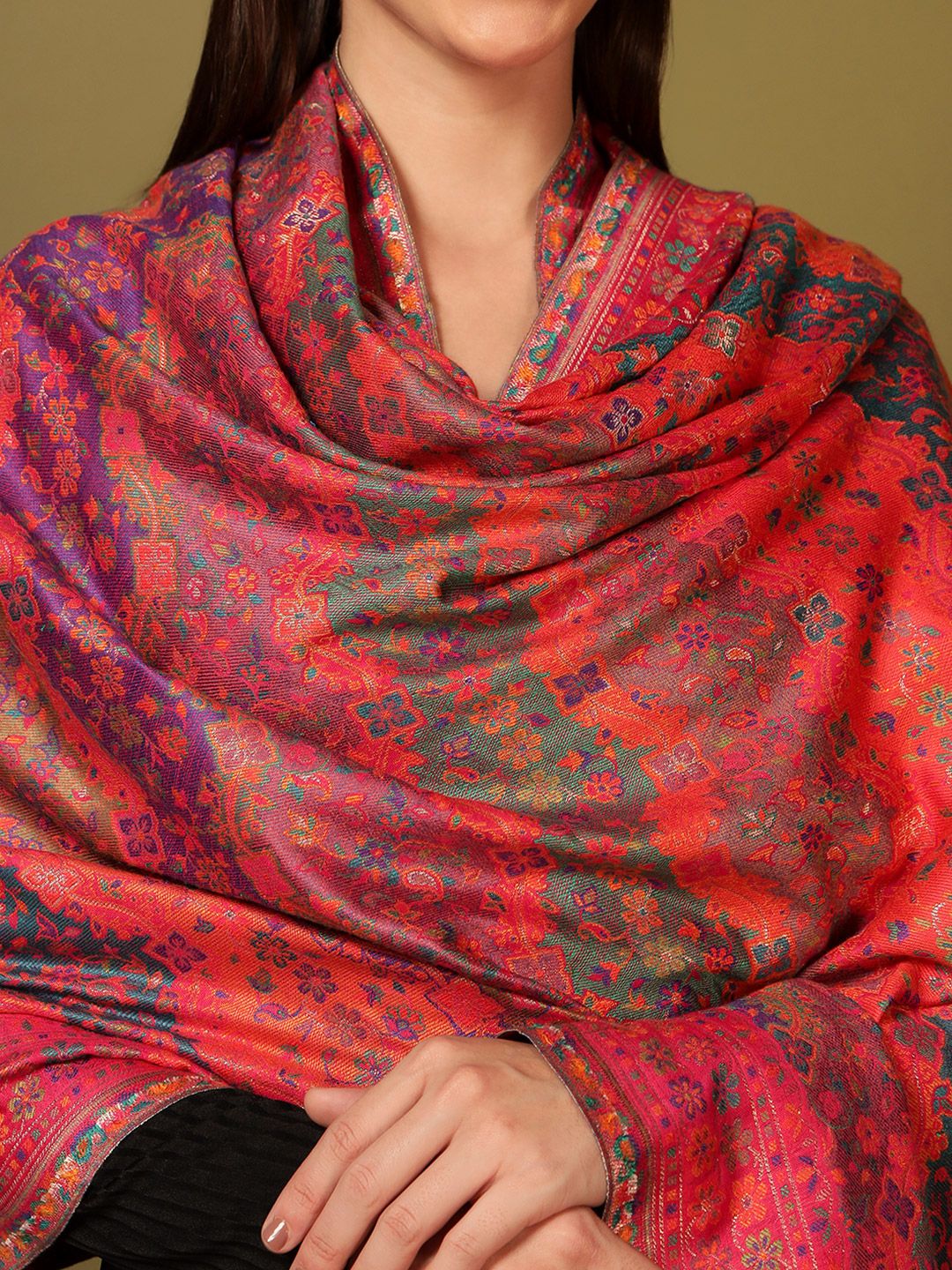 Dhiyona PA Paisley Woven Design Shawl