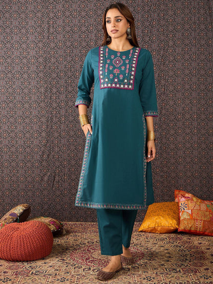 Floral Embroidered Thread Work Pure Cotton Straight Kurta With Trouser & Dupatta