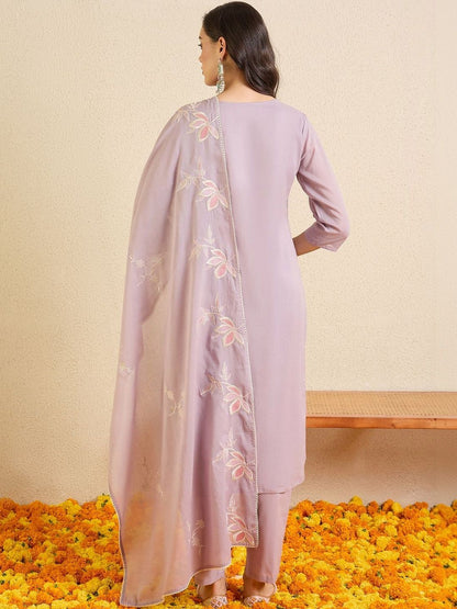 Women Floral Embroidered Regular Thread Work Pure Cotton Kurta with Trousers & With Dupatta