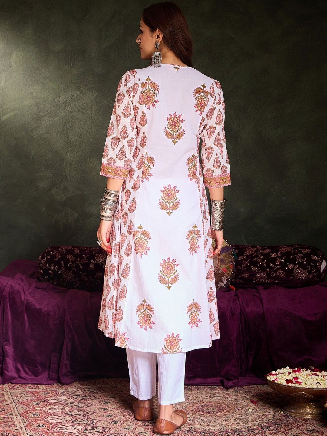 Women Ethnic Motifs Printed Tiered Pure Cotton Kurta with Trousers