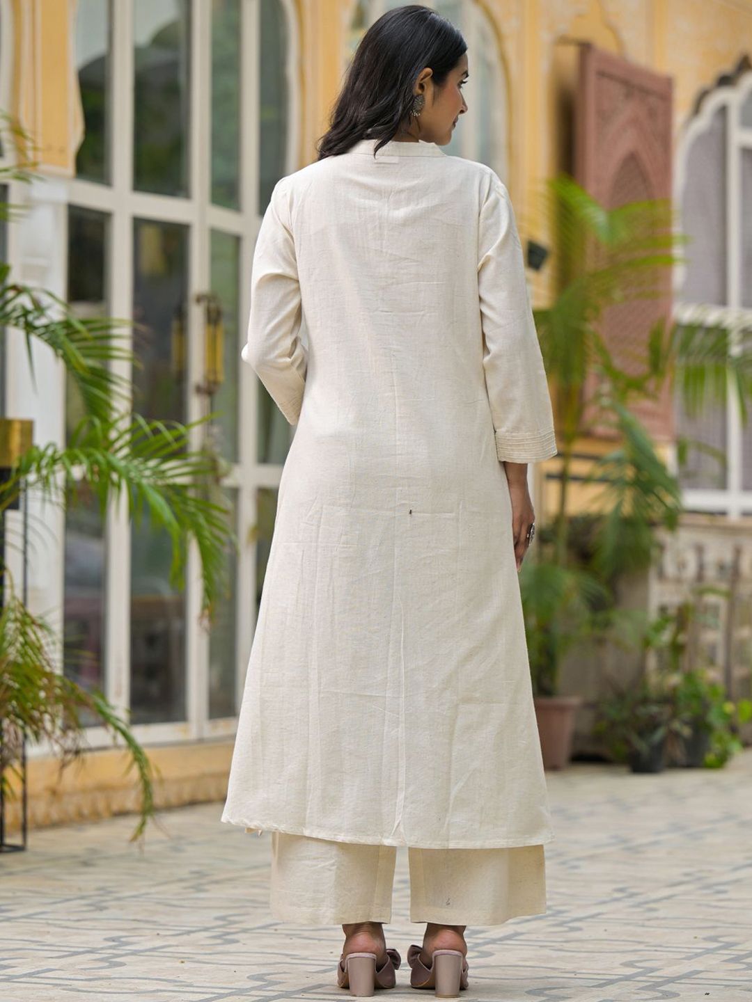 Dhiyona IE Embroidered Mandarin Collar Pure Cotton Tunic & Palazzos