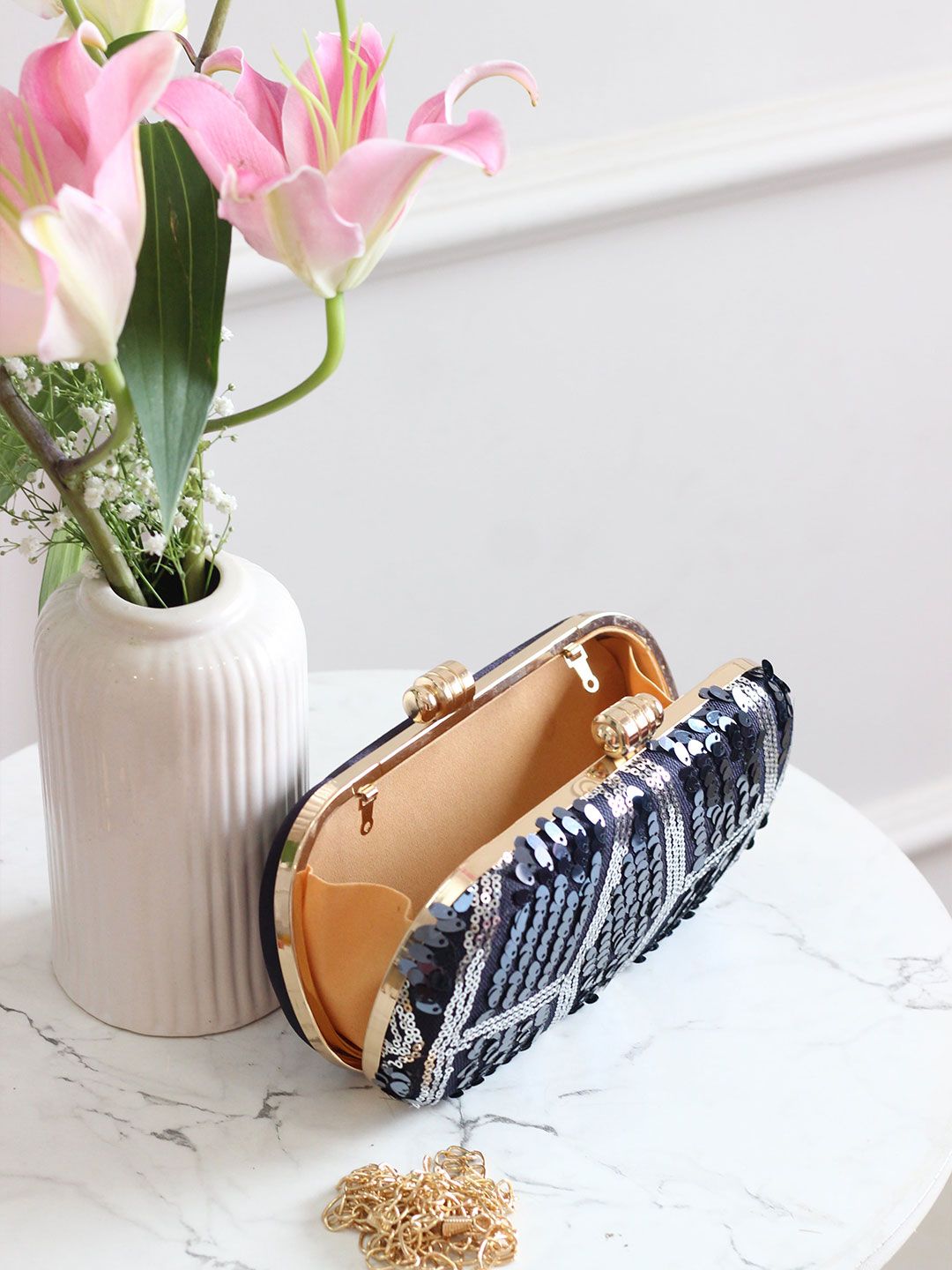 Dhiyona NR Floral Embroidered Sequinned Velvet Box Clutch