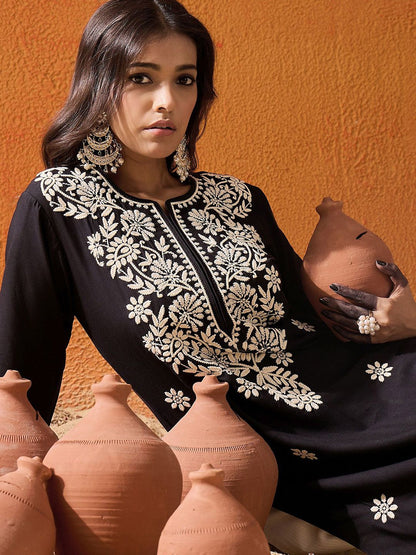 Dhiyona IE Ethnic Motifs Embroidered Straight Kurta