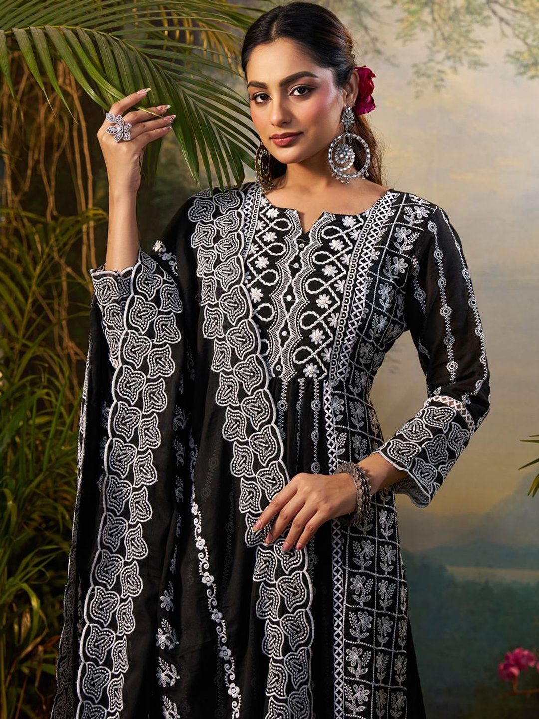 Women Ethnic Motifs Embroidered Panelled Thread Work Pure Cotton Kurta with Trousers & With Dupatta