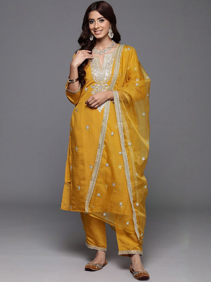 Women Ethnic Motifs Embroidered Regular Mirror Work Kurta Set With Dupatta