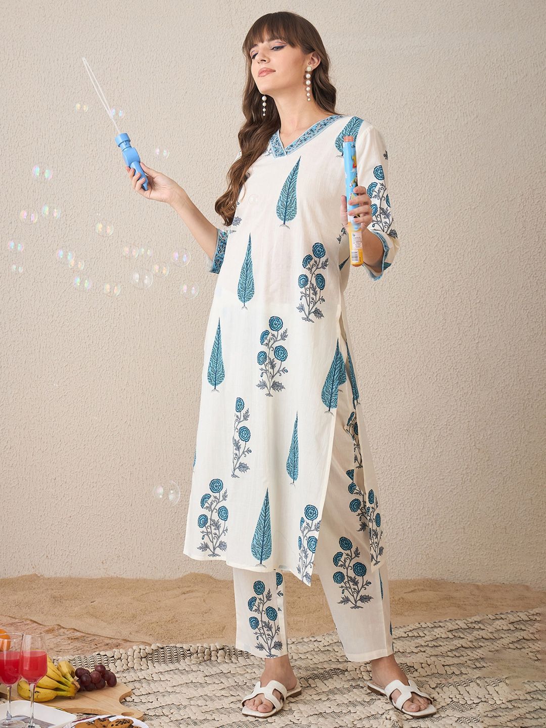 Floral Printed V-Neck Pure Cotton Kurta With Trouser