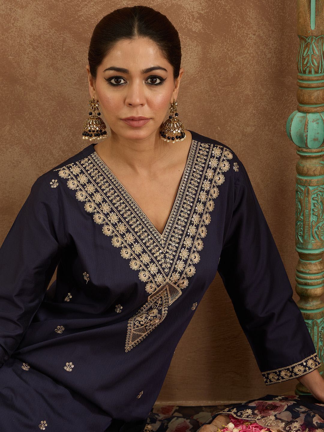 Women Ethnic Motifs Embroidered Regular Kurta with Trousers & With Dupatta