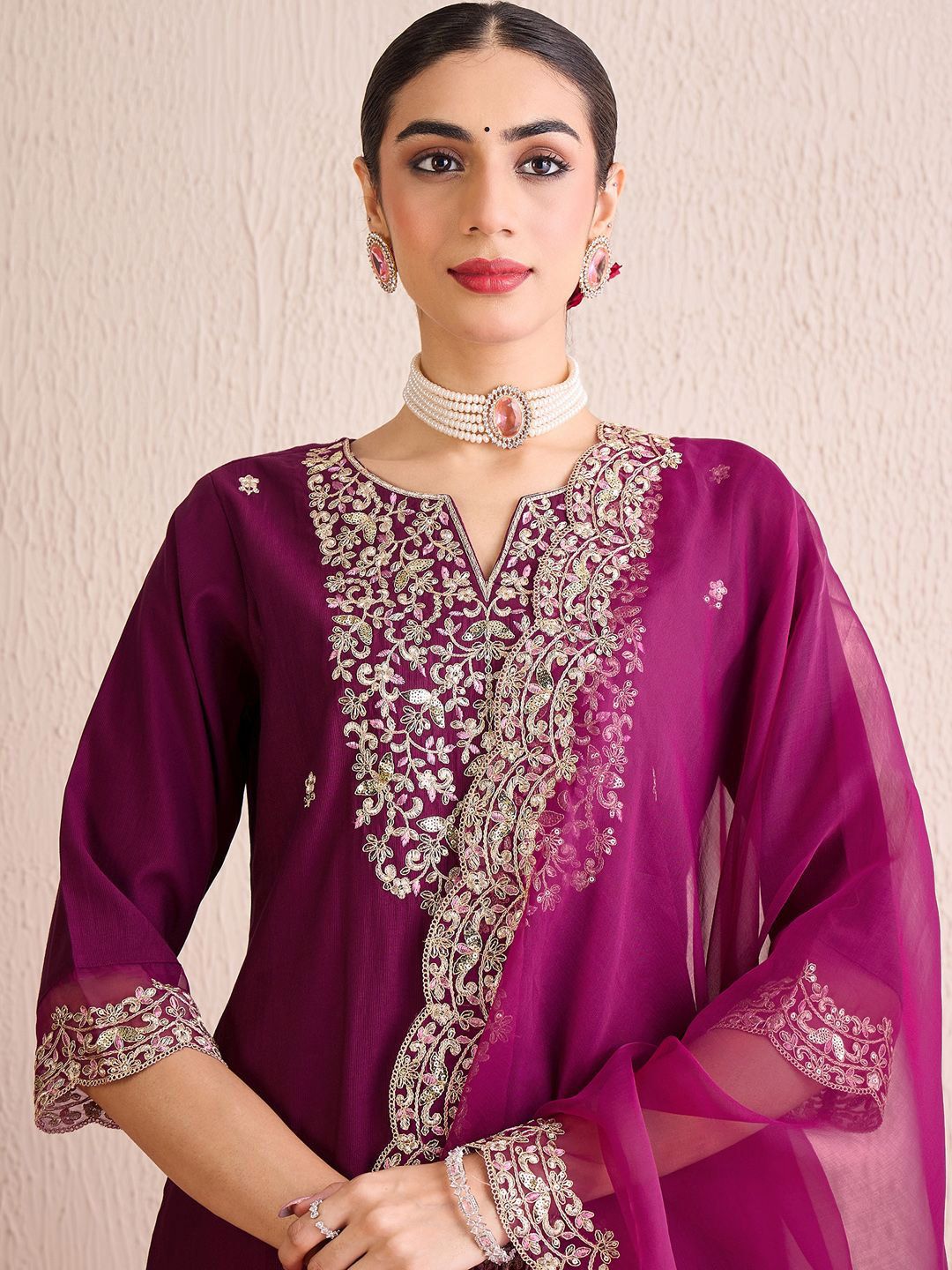 Dhiyona IE Women Floral Embroidered Regular Sequinned Liva Kurta with Trousers & With Dupatta