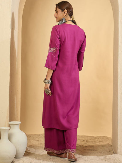 Dhiyona IE Women Embroidered Regular Thread Work Kurta with Trousers