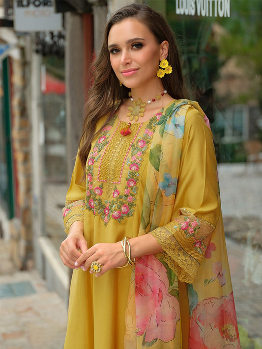 Floral Embroidered Round Neck Thread Work Kurta With Trousers & Dupatta