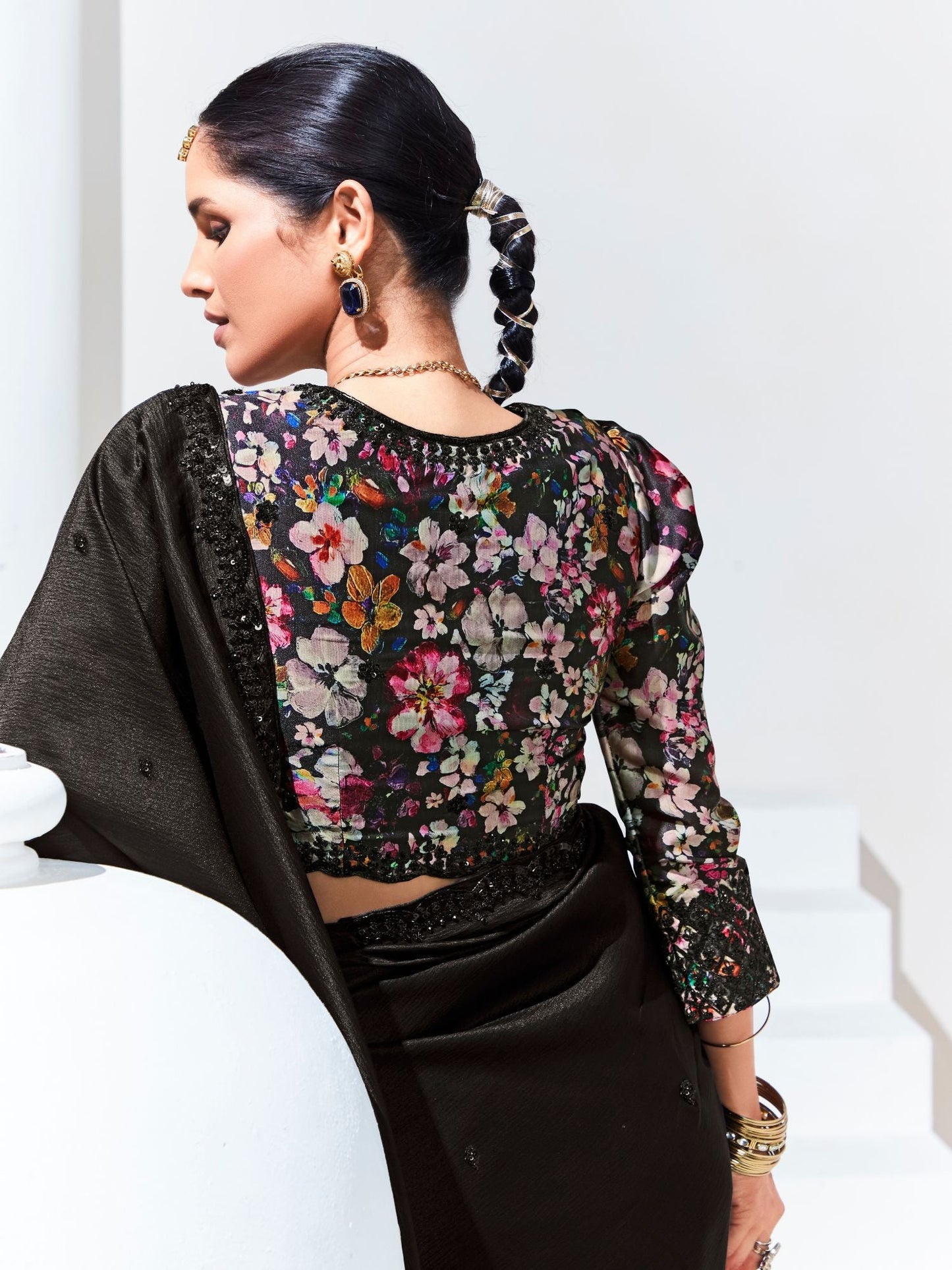 Dhiyona KM Women Black Saree With Floral Embroidered Blouse