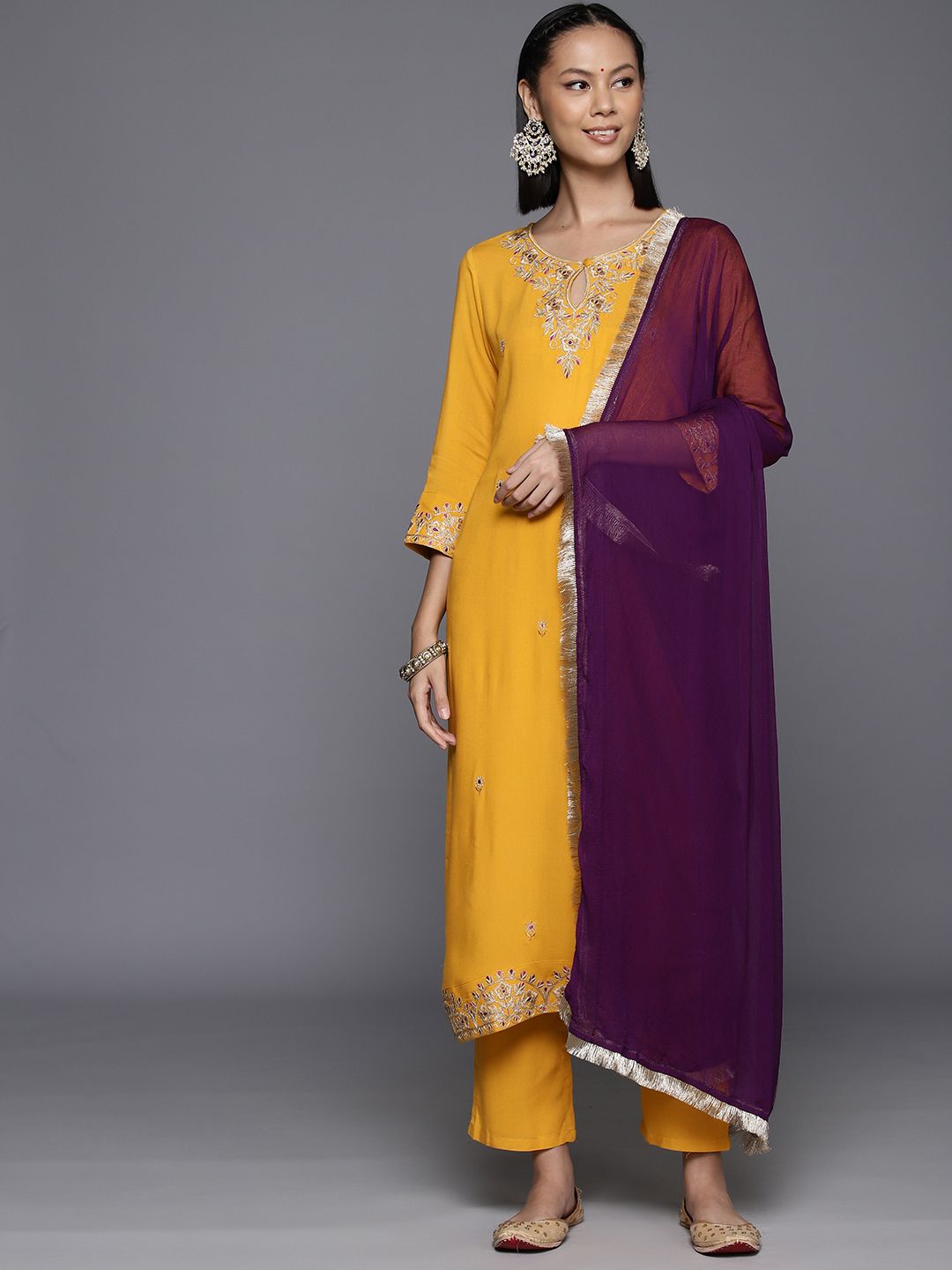 Dhiyona VA Women's Ethnic Motifs Embroidered Regular Gotta Patti Kurta with Trousers & Dupatta