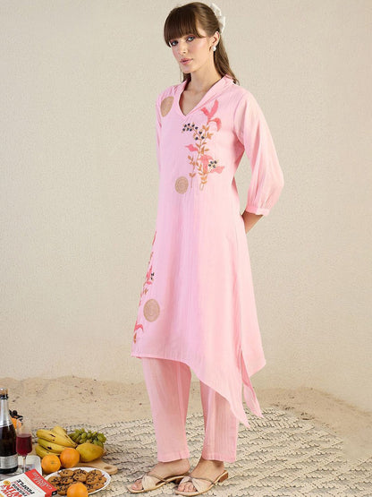 Women Floral Embroidered Cotton Kurta with Trousers