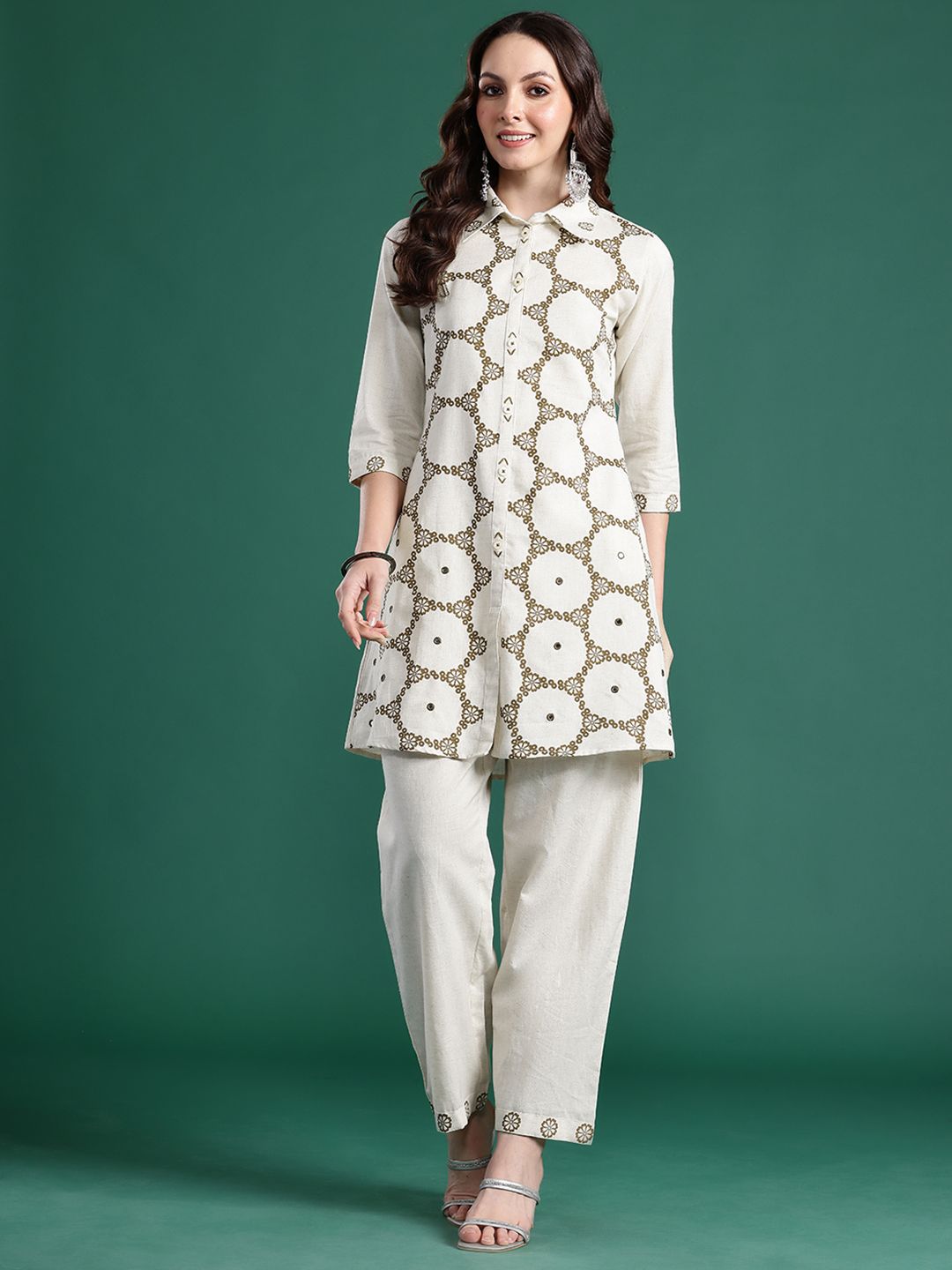 Dhiyona IE Printed Regular Kurta with Trousers