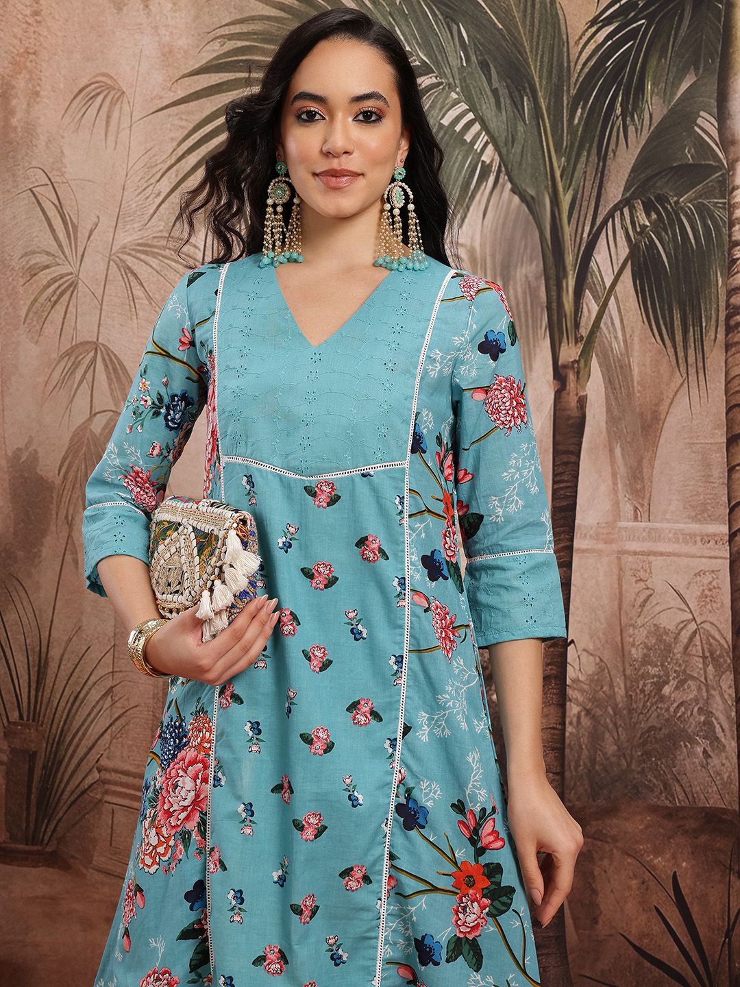 Dhiyona SN Women's Floral Print Lace Inserts Paneled Kurta With Trousers