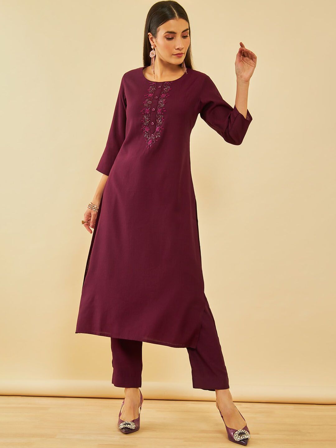 Dhiyona SO Women's Floral Regular Zardozi Kurta with Trousers