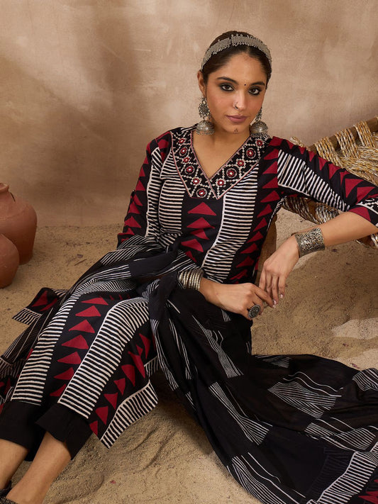 Dhiyona IE Women Printed Regular Thread Work Pure Cotton Kurta with Trousers & With Dupatta