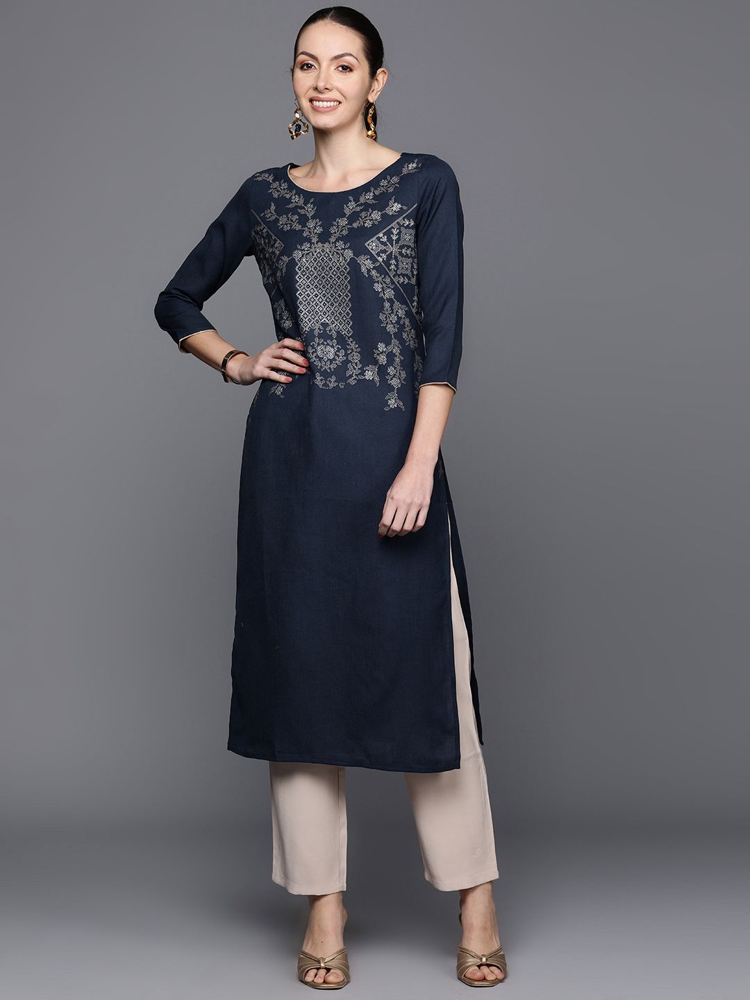 Dhiyona IE Geometric Foil Printed Kurta