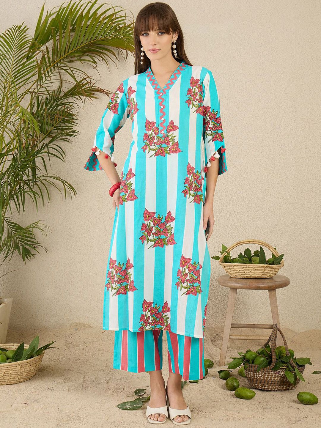 Floral Screen Printed V-Neck Pure Cotton Straight Kurta With Trousers