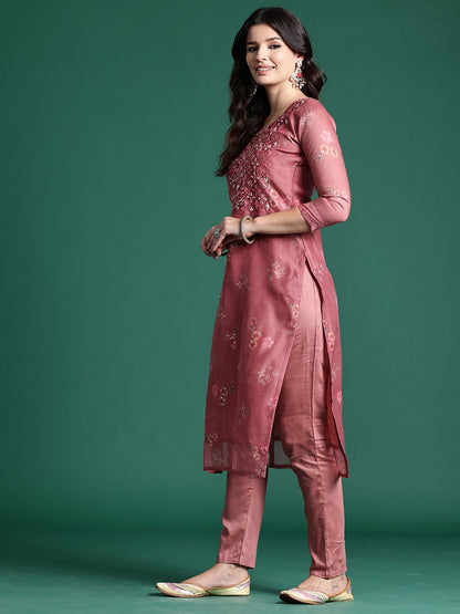 Women Floral Embroidered Thread Work Chanderi Silk Kurta Set