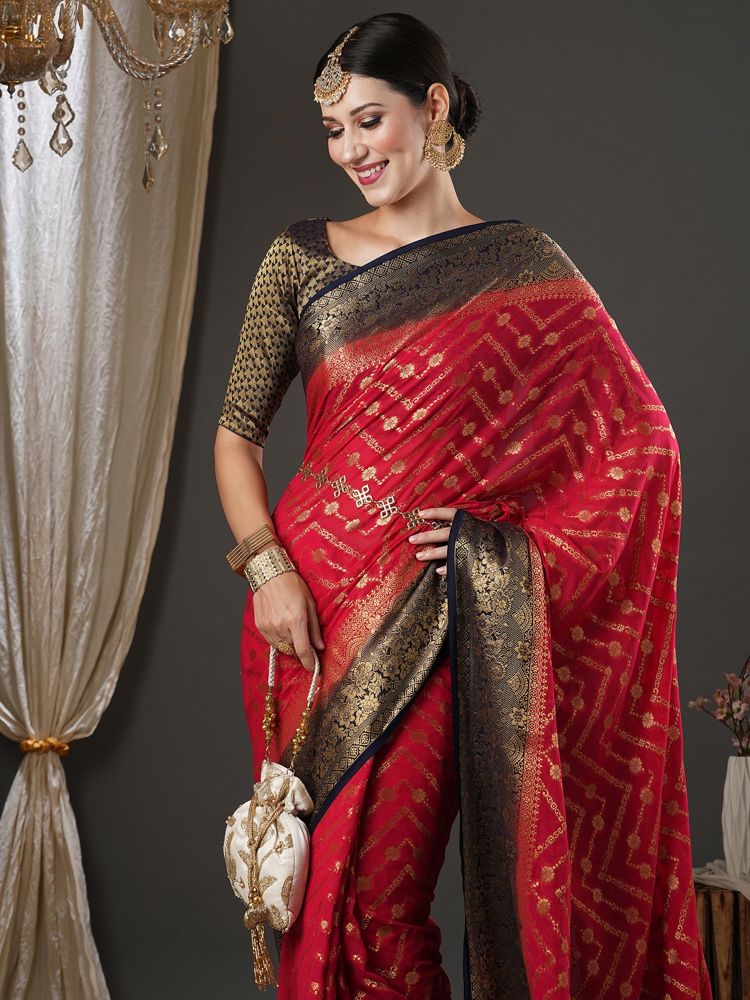 Women's Georgette Pink Woven Design Designer Saree With Blouse Piece