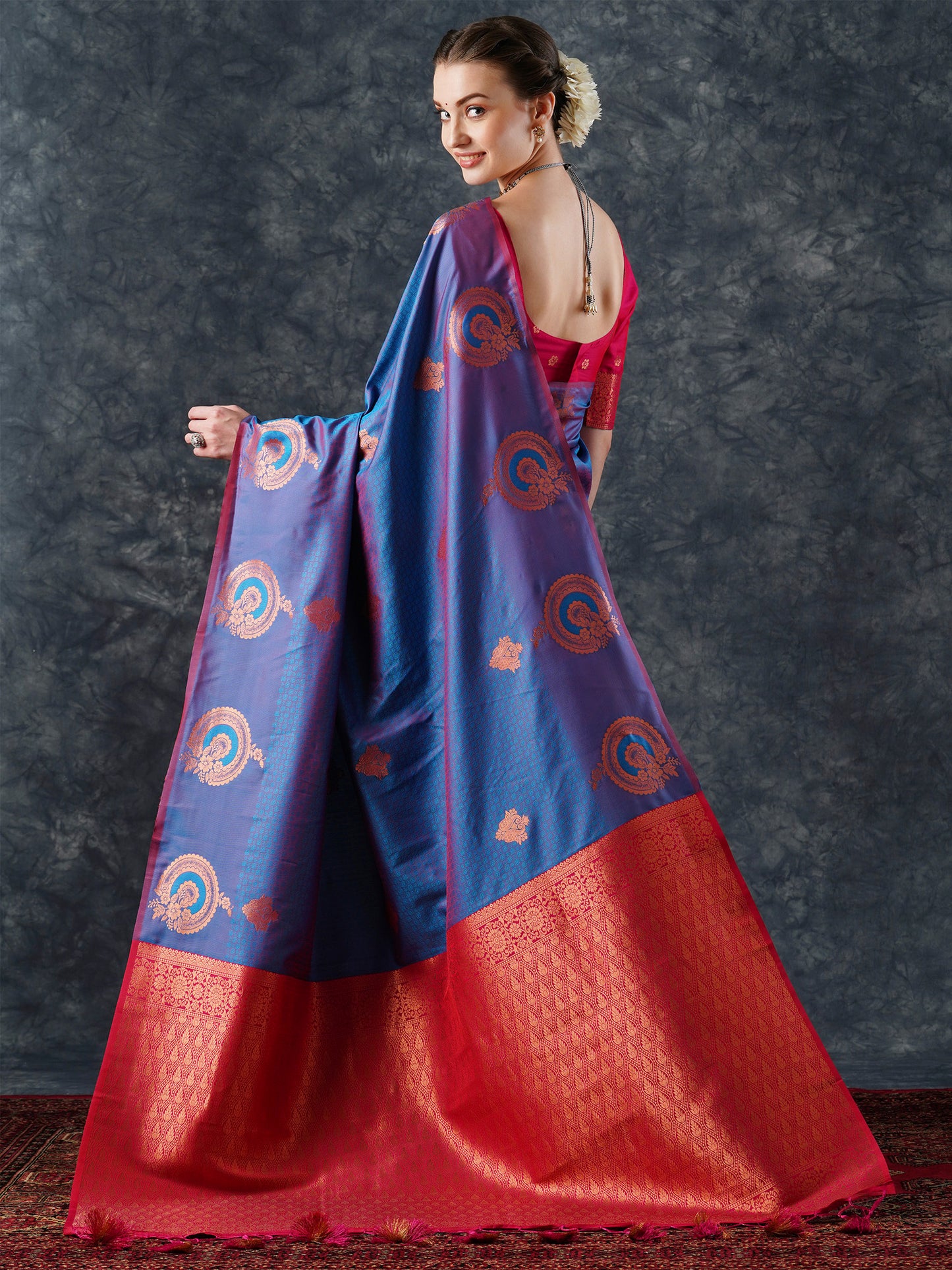 Women's Silk Blend Teal blue Woven Design Designer Saree With Blouse Piece