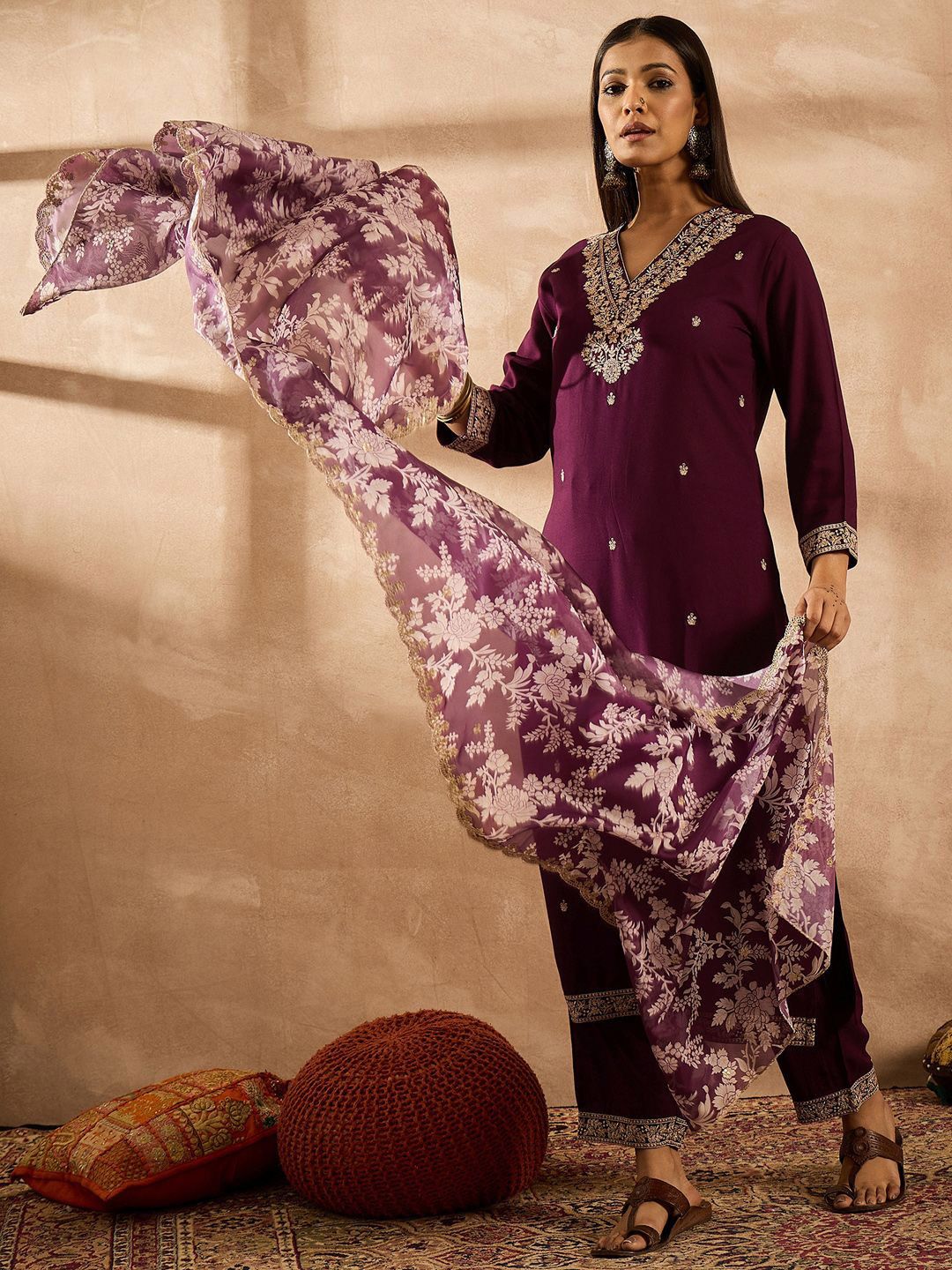 Women Floral Embroidered Regular Kurta with Trousers & With Dupatta