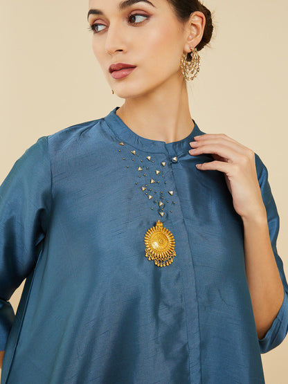 Dhiyona SO Women's Beads and Stones Kurta with Trousers
