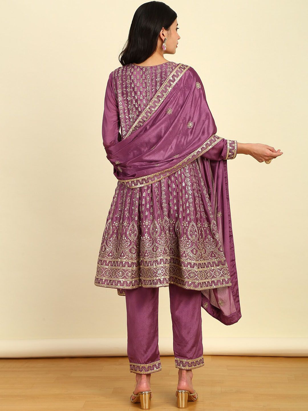 Dhiyona SO Women's Women Floral Embroidered Angrakha Sequinned Kurta with Trousers & With Dupatta