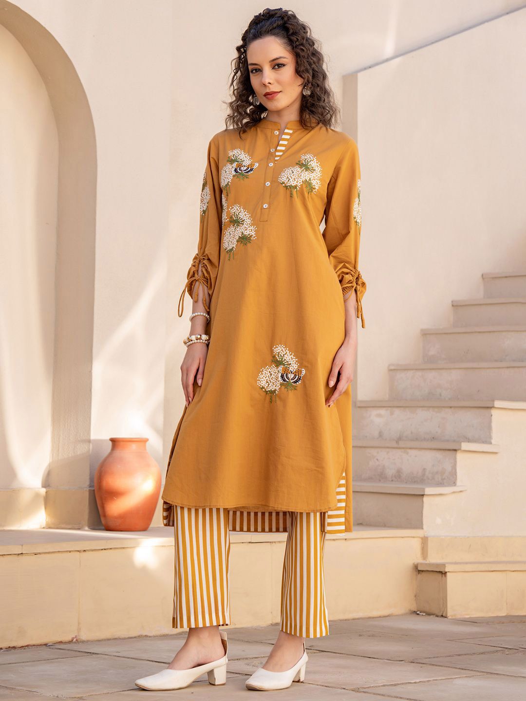 Dhiyona IE Floral Embroidered Pure Cotton Tunic With Trousers Co-Ords