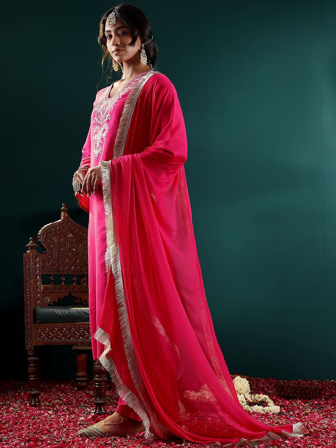 Dhiyona VA Women's Floral Embroidered Regular Kurta with Trousers & With Dupatta