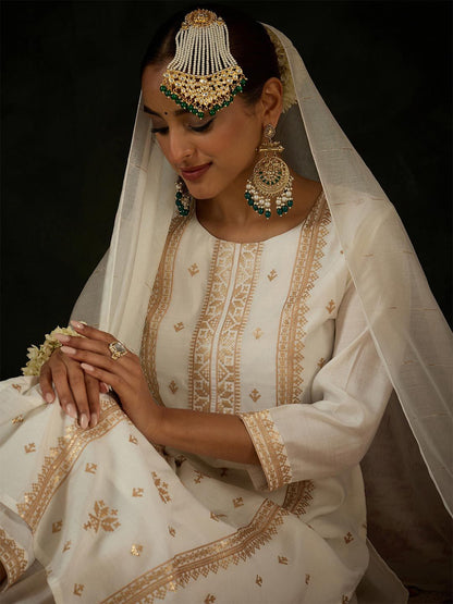 Dhiyona IE Women Ethnic Motifs Embroidered Regular Sequinned Kurta with Trousers & With Dupatta