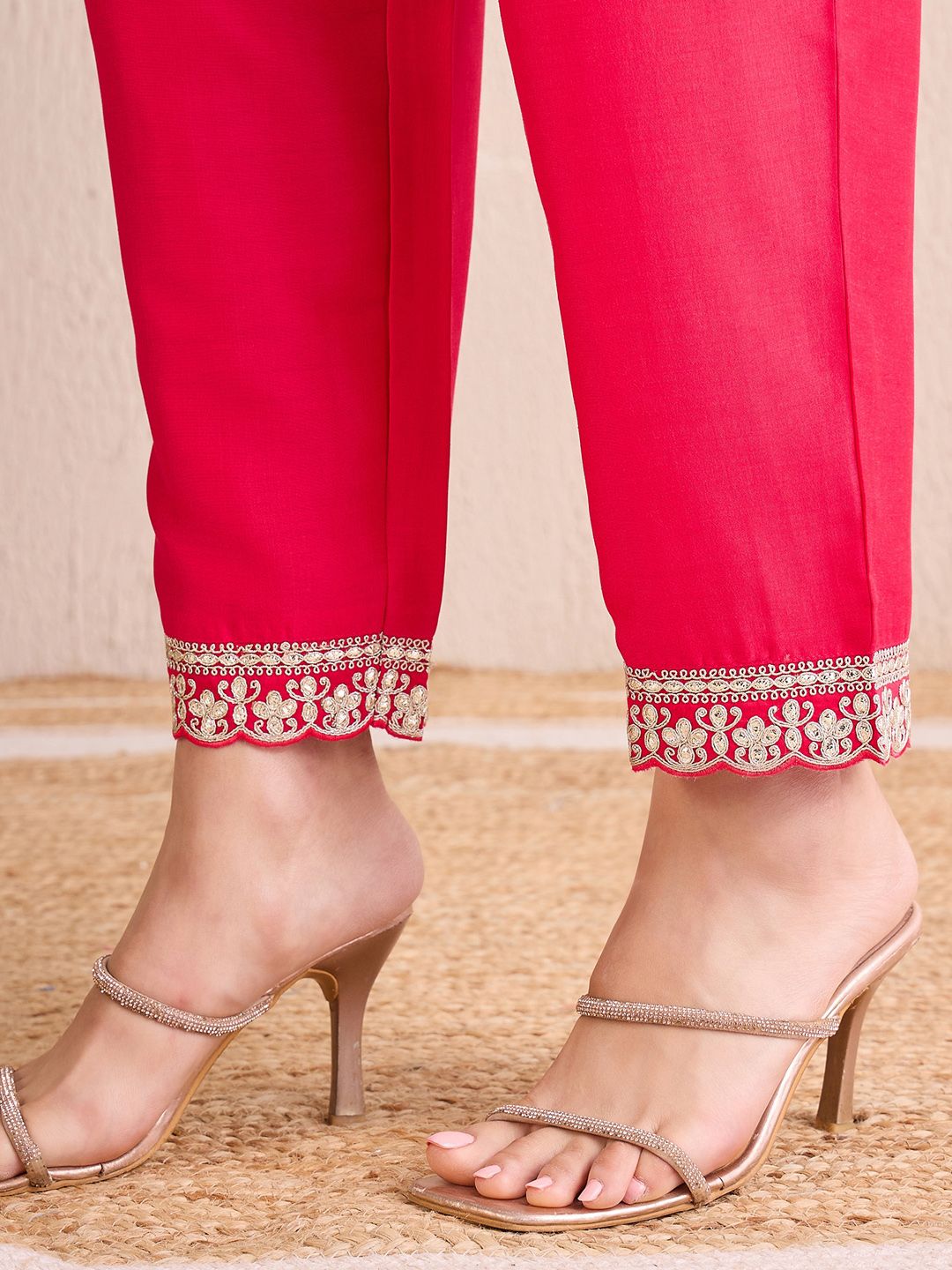Dhiyona IE Women Ethnic Motifs Embroidered Regular Kurta with Trousers & With Dupatta