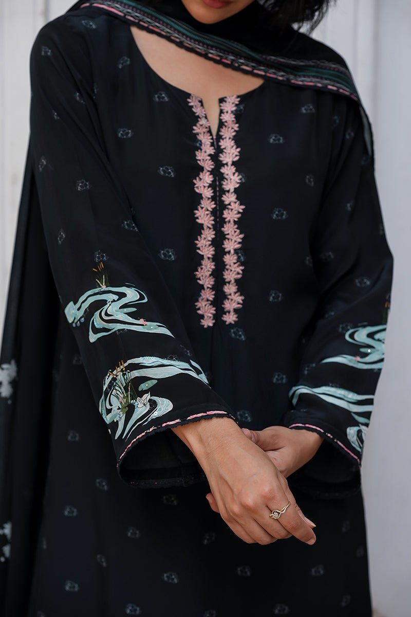 Women's Black Bemberg Silk Salwar Suit With Chinon Silk Dupatta