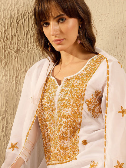 Dhiyona IE Women Floral Embroidered Regular Thread Work Kurta with Trousers & With Dupatta