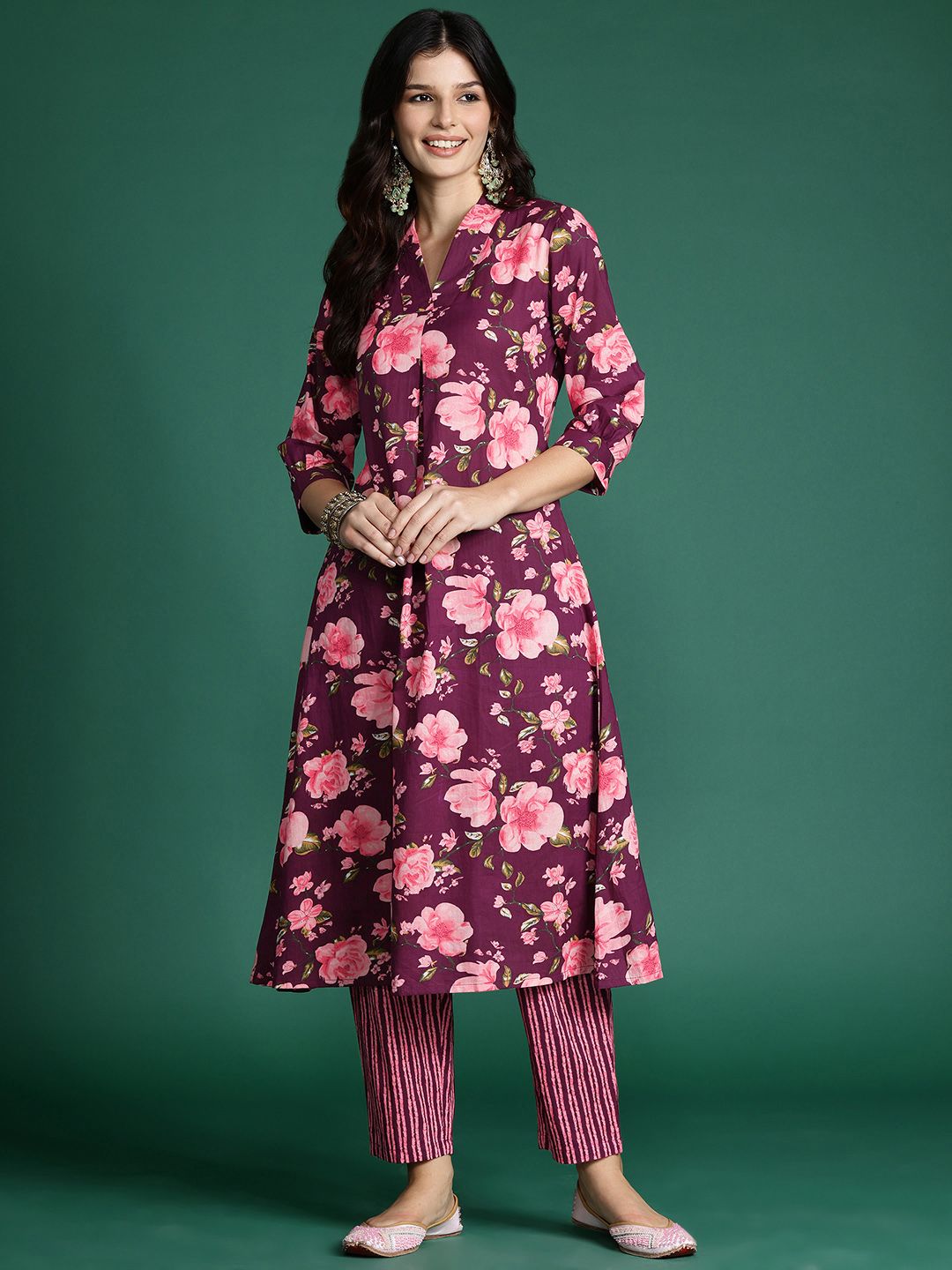 Dhiyona IE Women Floral Printed Regular Pure Cotton Kurta with Trousers
