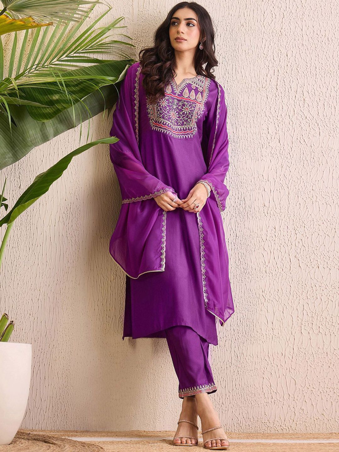 Dhiyona IE Women Ethnic Motifs Yoke Design Regular Liva Kurta with Trousers & With Dupatta