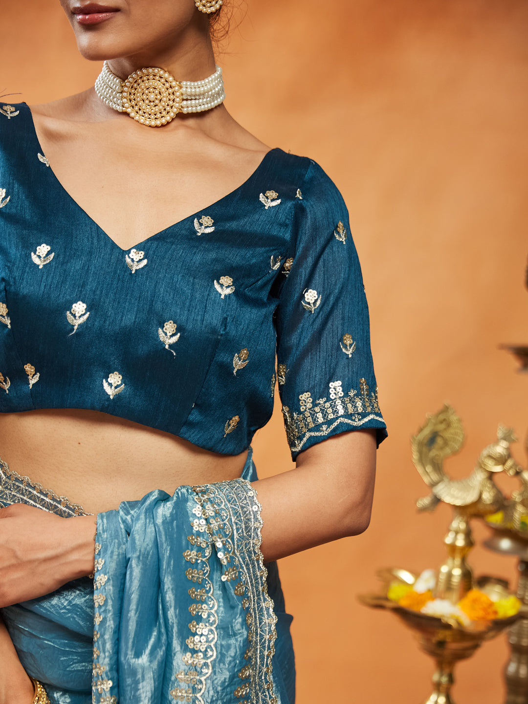 Dhiyona KS Women's Embellished Sequinned Embroidered Organza Saree