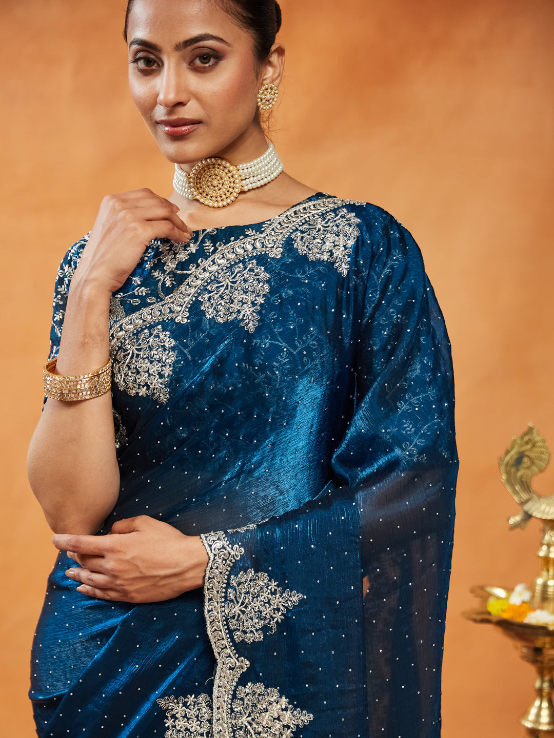 Dhiyona KS Women's Embellished Embroidered Saree