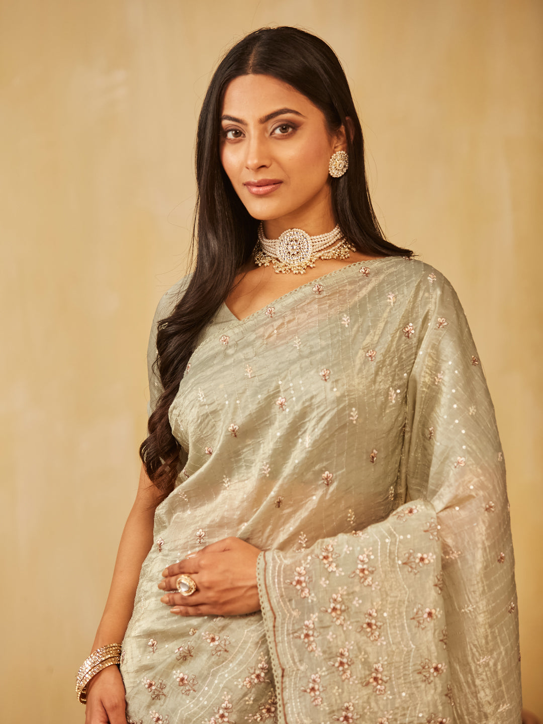 Dhiyona KS Women's Floral Embroidered Organza Saree