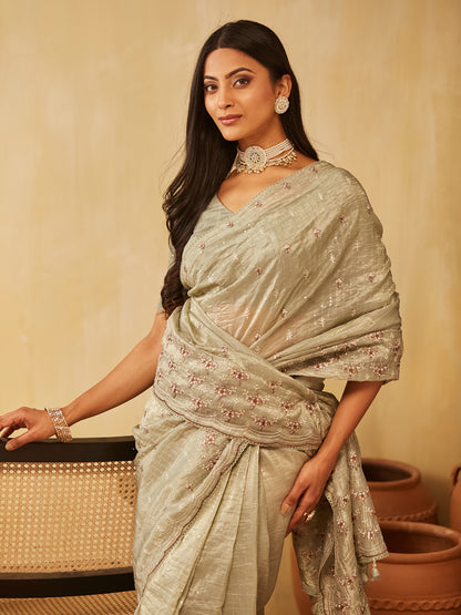 Dhiyona KS Women's Floral Embroidered Organza Saree