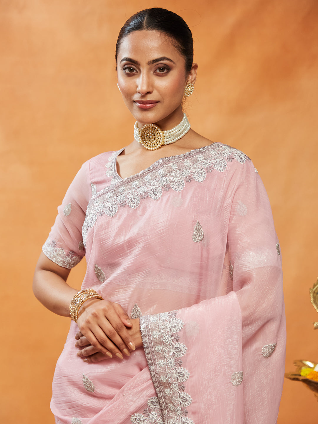 Dhiyona KS Women's Women Embellished Embroidered Saree
