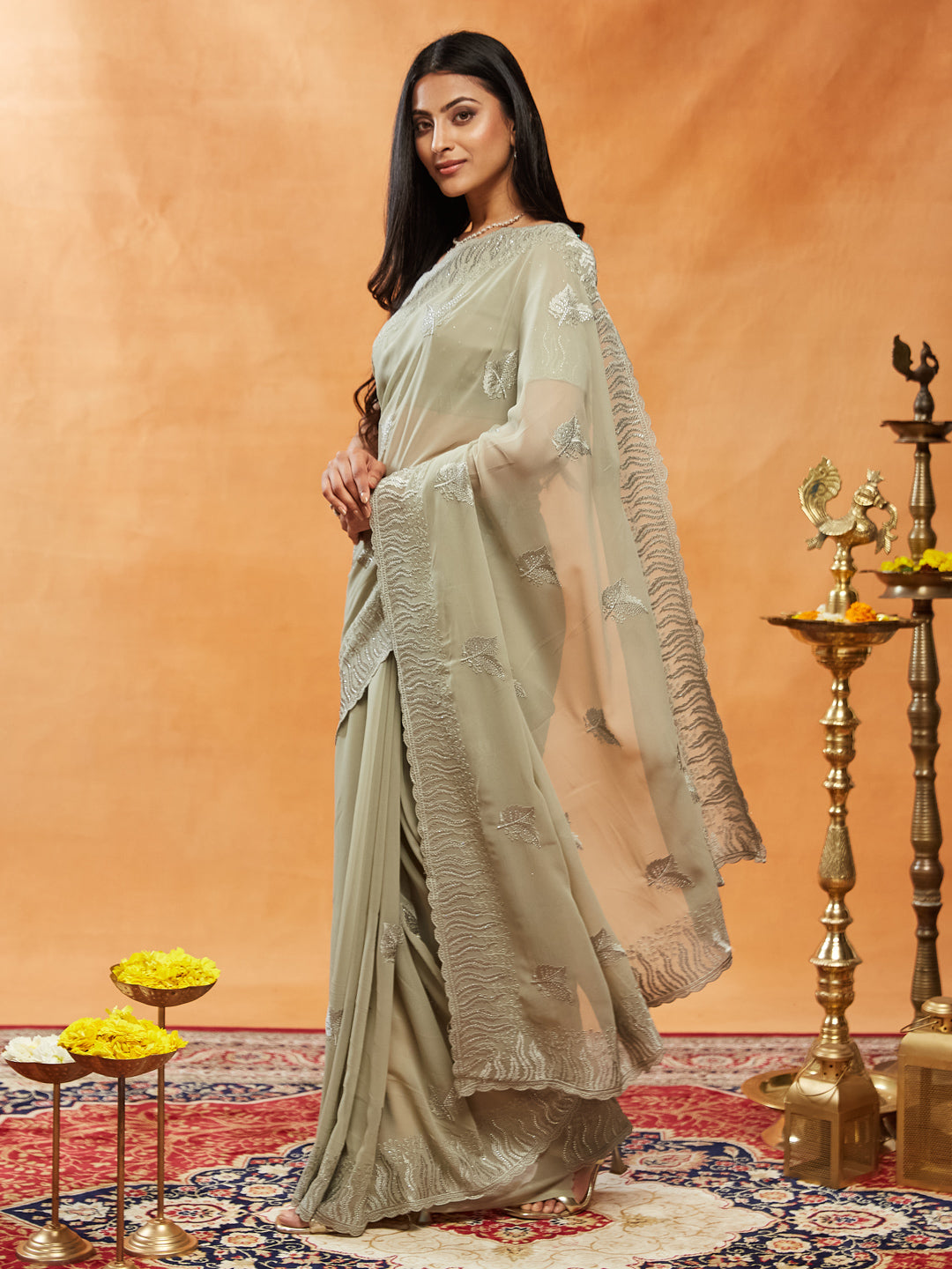 Dhiyona KS Women's Embellished Embroidered Saree