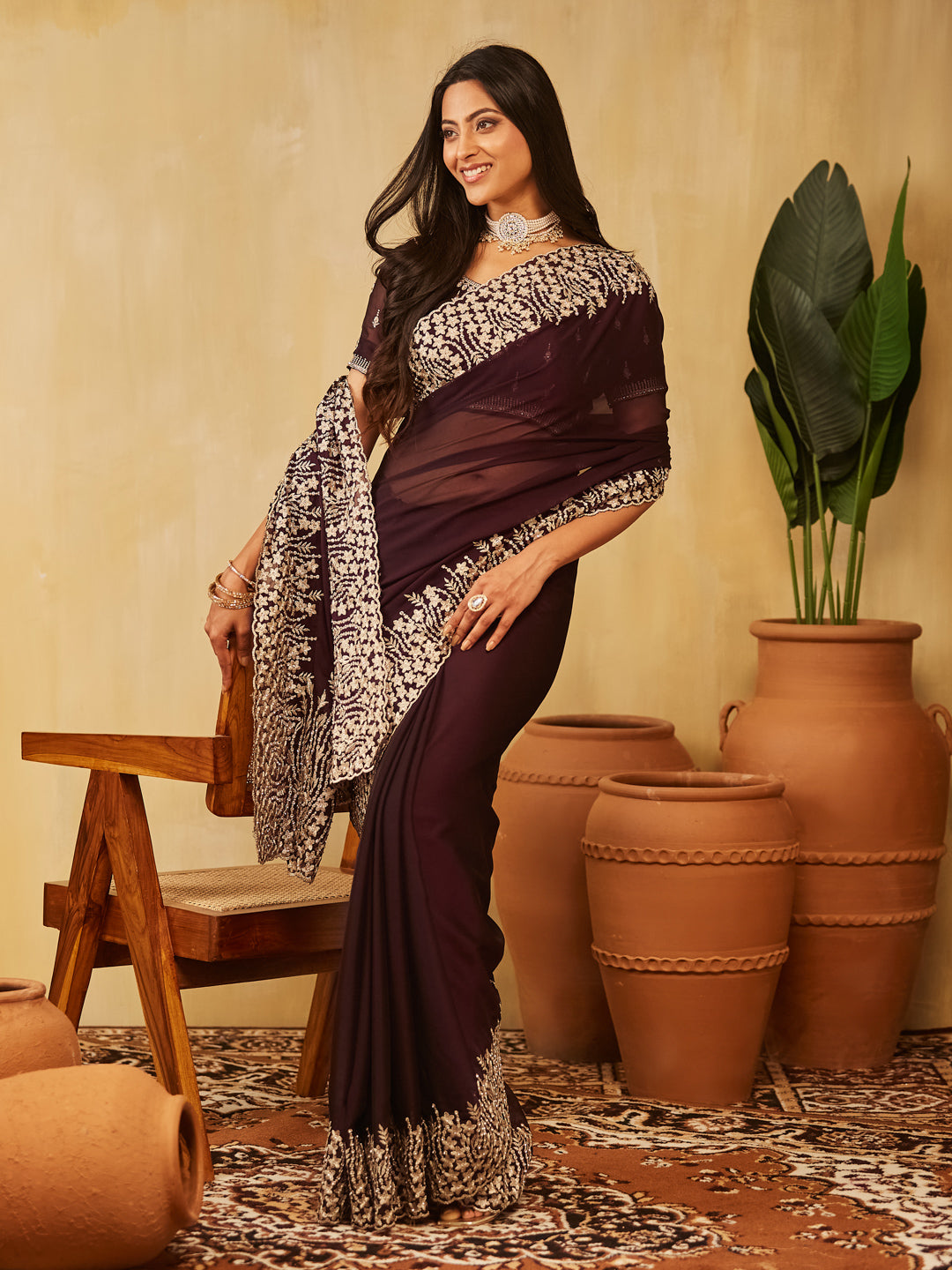 Dhiyona KS Women's Women Embroidered Saree